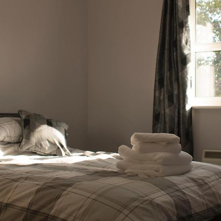 The Bell Apartment. Modern, Stylistic & Luxurious Falkirk Exteriör bild