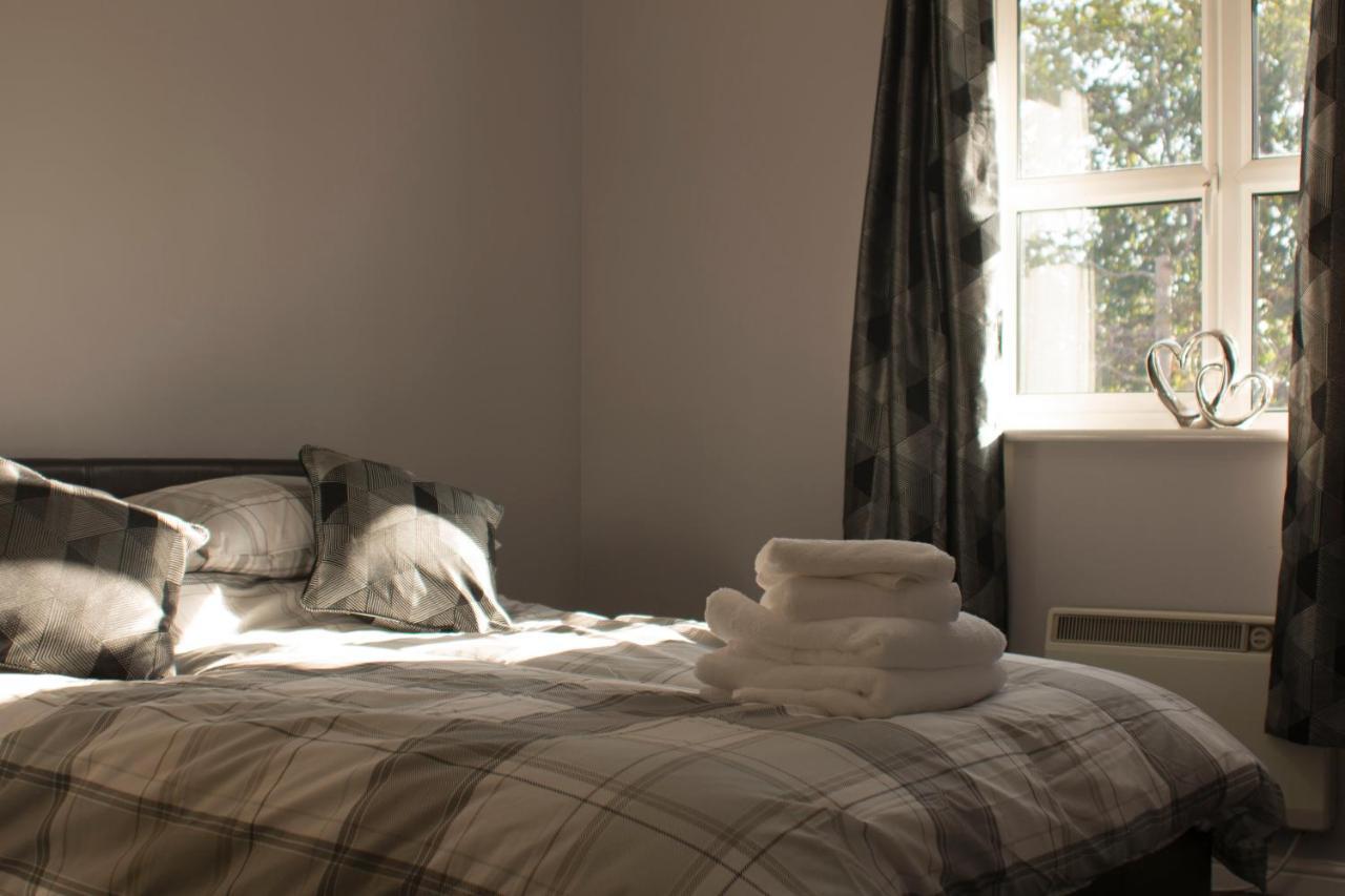 The Bell Apartment. Modern, Stylistic & Luxurious Falkirk Exteriör bild
