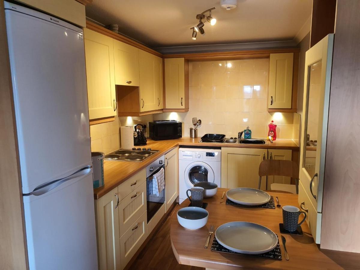 The Bell Apartment. Modern, Stylistic & Luxurious Falkirk Exteriör bild