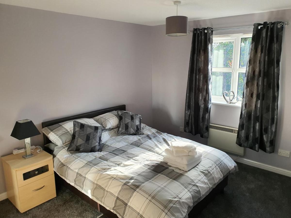 The Bell Apartment. Modern, Stylistic & Luxurious Falkirk Exteriör bild