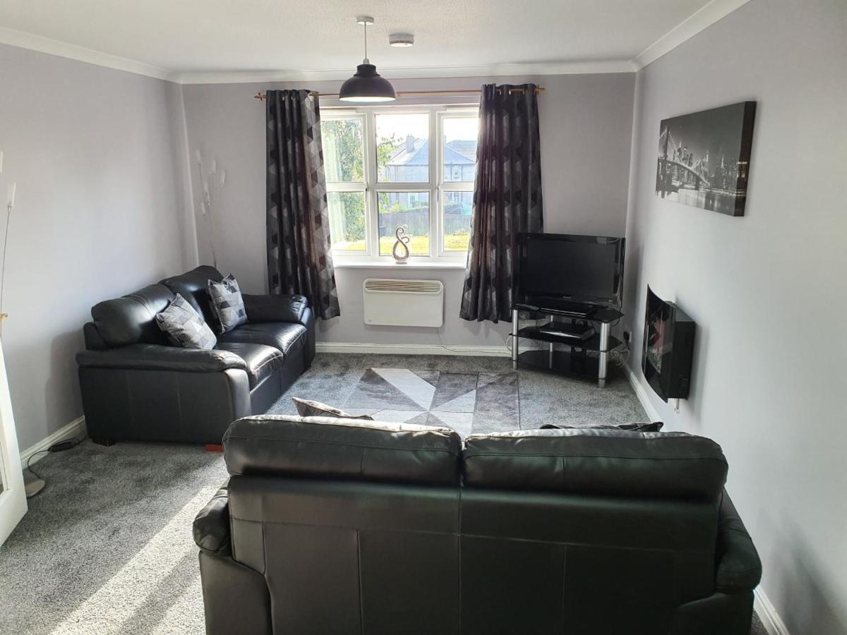 The Bell Apartment. Modern, Stylistic & Luxurious Falkirk Exteriör bild